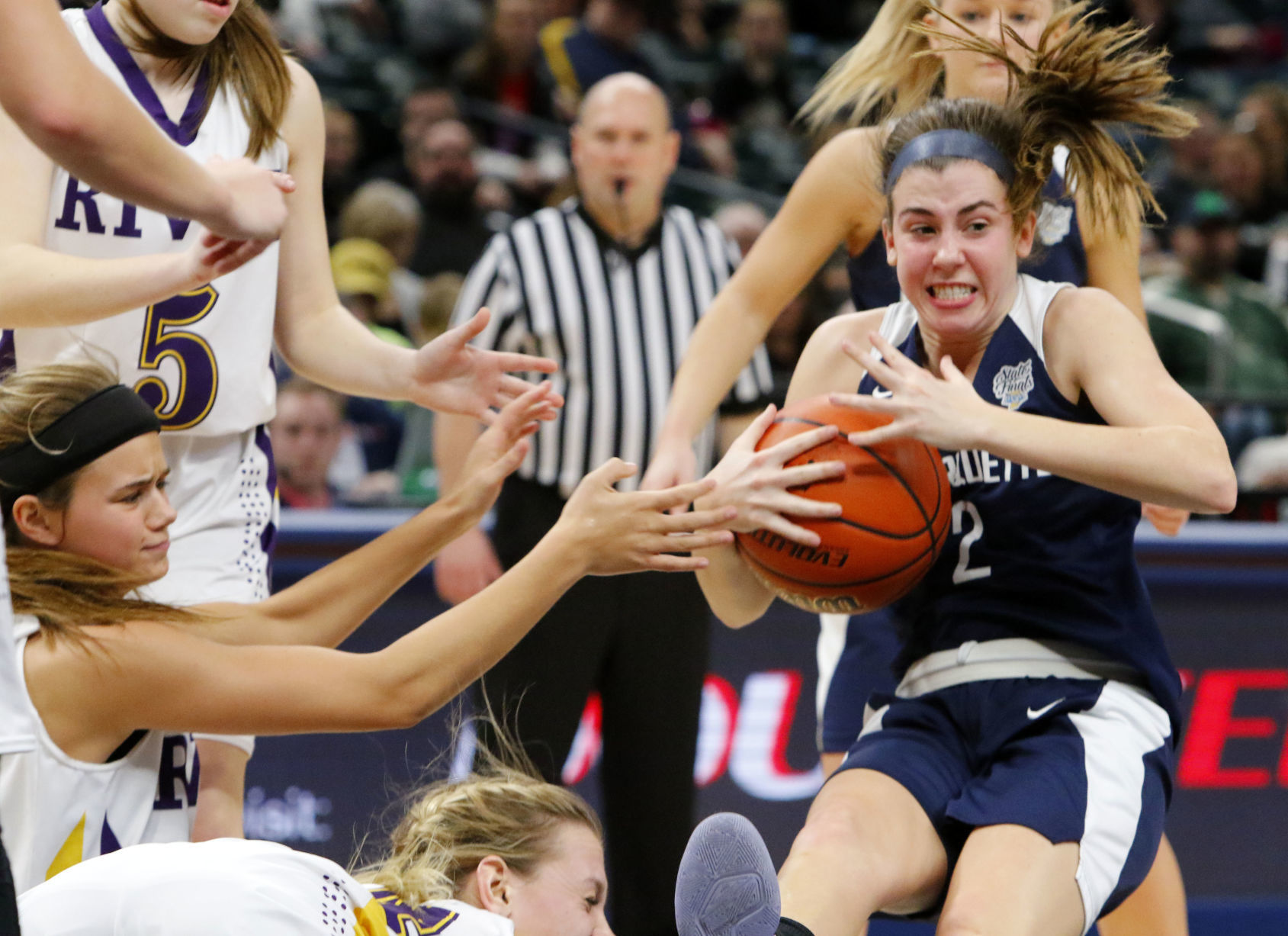 Marquette Catholic vs. Vincennes Rivet in Class A championship